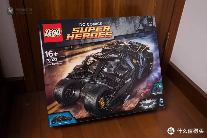 一不小心落坑里：LEGO 乐高 76023 Tumbler 蝙蝠车电影版开箱