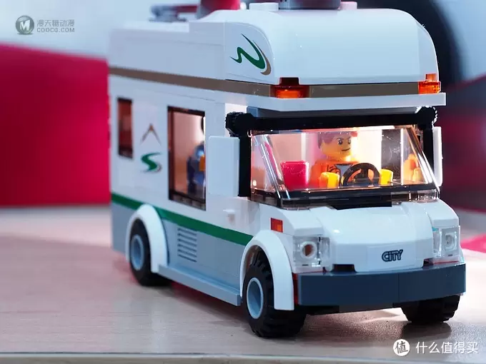 圆一个房车梦：LEGO 乐高 城市旅行车 60057