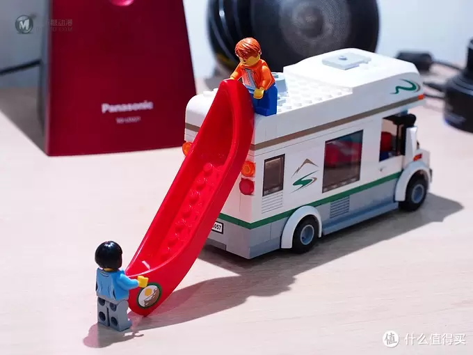 圆一个房车梦：LEGO 乐高 城市旅行车 60057