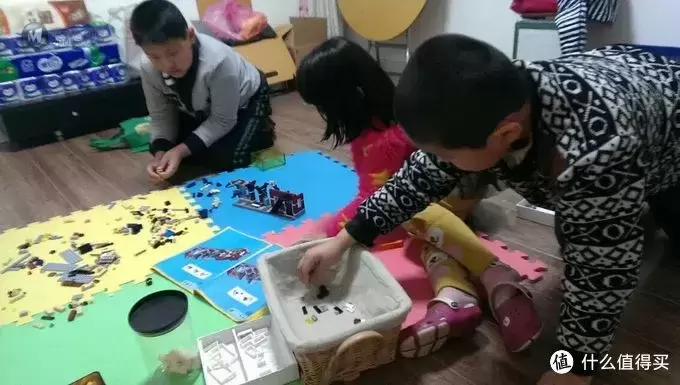 成长的伴侣：女儿的LEGO 乐高积木