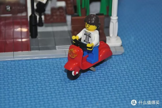 单反毁一生，LEGO穷三代 篇二十二：LEGO 街景系列 10243 Parisian Resturant  巴黎餐厅