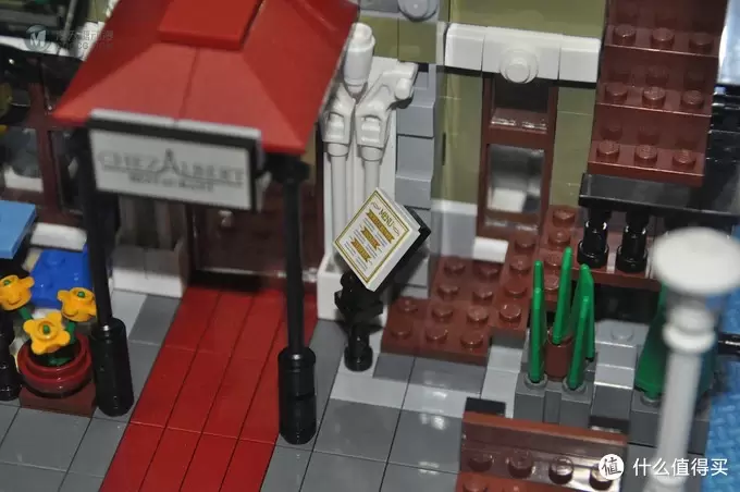 单反毁一生，LEGO穷三代 篇二十二：LEGO 街景系列 10243 Parisian Resturant  巴黎餐厅