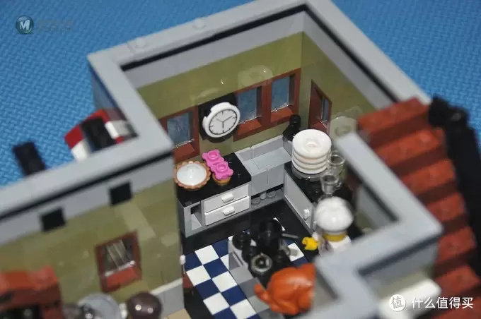 单反毁一生，LEGO穷三代 篇二十二：LEGO 街景系列 10243 Parisian Resturant  巴黎餐厅