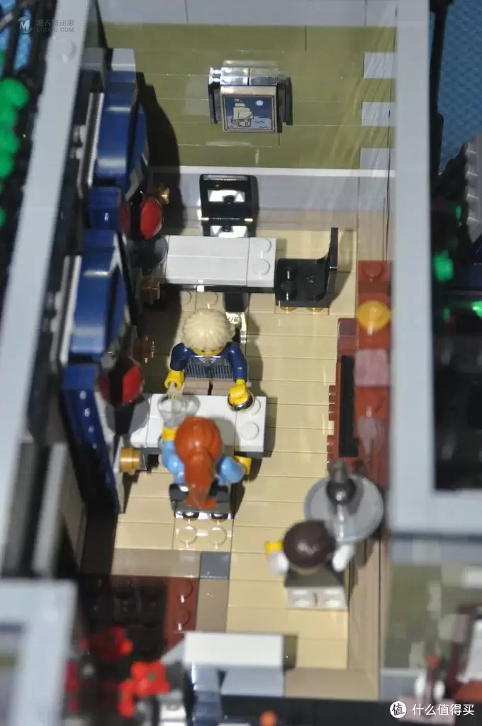 单反毁一生，LEGO穷三代 篇二十二：LEGO 街景系列 10243 Parisian Resturant  巴黎餐厅