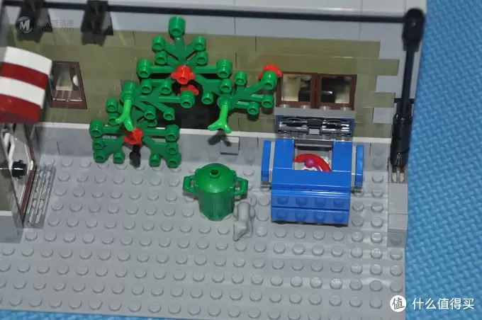 单反毁一生，LEGO穷三代 篇二十二：LEGO 街景系列 10243 Parisian Resturant  巴黎餐厅