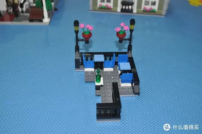 单反毁一生，LEGO穷三代 篇二十二：LEGO 街景系列 10243 Parisian Resturant  巴黎餐厅