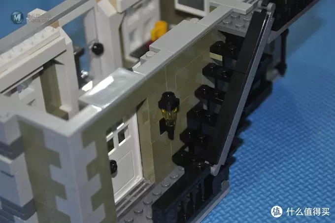 单反毁一生，LEGO穷三代 篇二十二：LEGO 街景系列 10243 Parisian Resturant  巴黎餐厅
