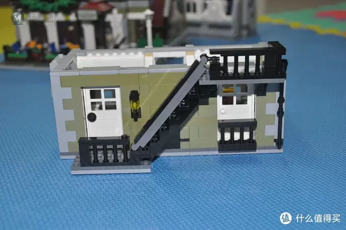 单反毁一生，LEGO穷三代 篇二十二：LEGO 街景系列 10243 Parisian Resturant  巴黎餐厅