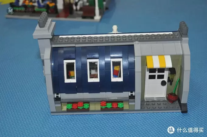 单反毁一生，LEGO穷三代 篇二十二：LEGO 街景系列 10243 Parisian Resturant  巴黎餐厅