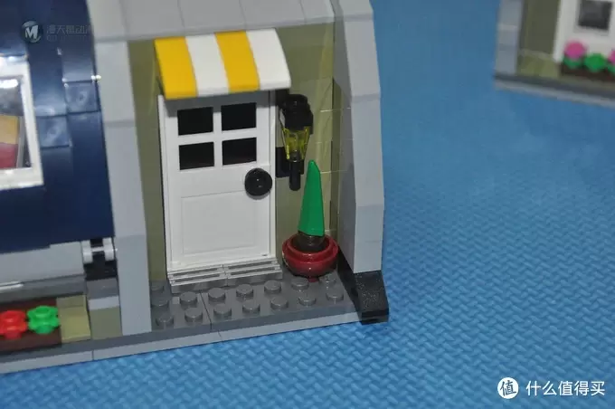 单反毁一生，LEGO穷三代 篇二十二：LEGO 街景系列 10243 Parisian Resturant  巴黎餐厅