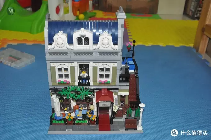 单反毁一生，LEGO穷三代 篇二十二：LEGO 街景系列 10243 Parisian Resturant  巴黎餐厅