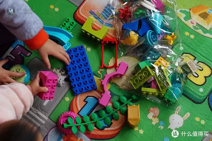 LEGO 乐高 得宝主题系列 美人鱼爱丽儿的海底城堡 10515 & 创意拼砌基础包10681