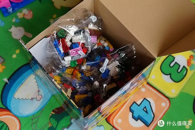 LEGO 乐高 得宝主题系列 美人鱼爱丽儿的海底城堡 10515 & 创意拼砌基础包10681