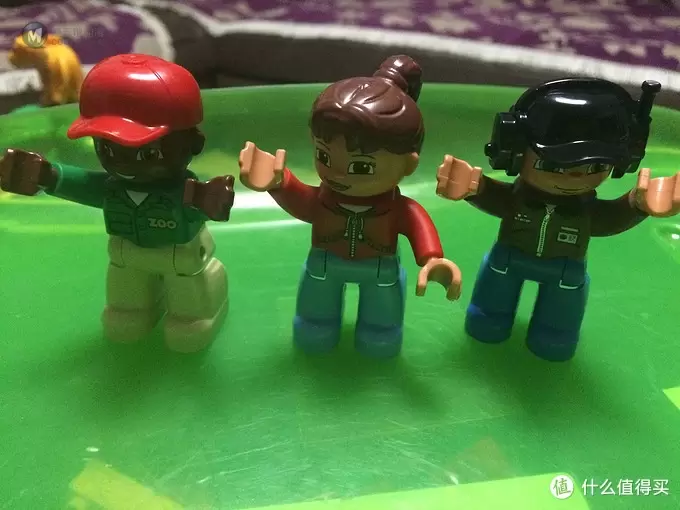 小心，有猛兽出没：LEGO 乐高 得宝主题拼砌系列 动物园全家福 6156
