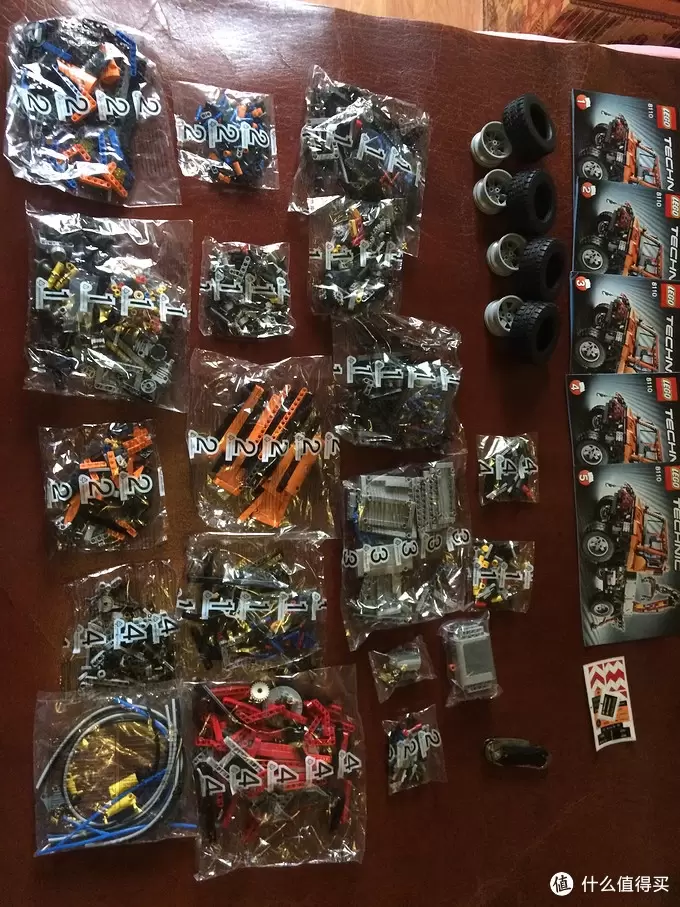 LEGO 乐高 8110 科技旗舰 —— 奔驰乌尼莫克