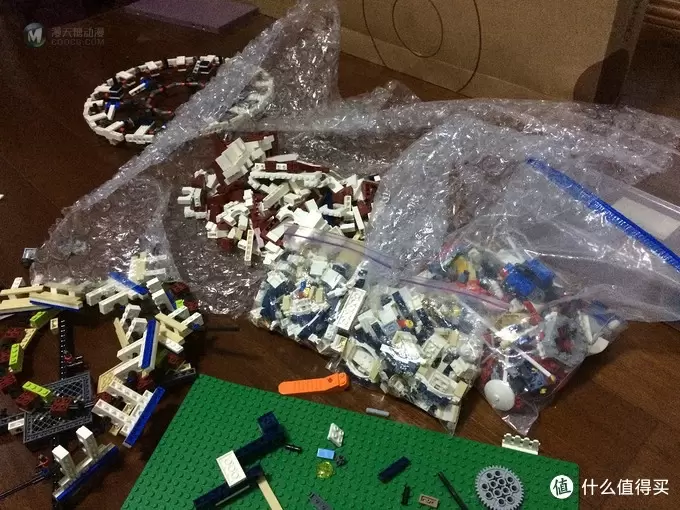 单反毁一生，LEGO穷三代 篇二十：【ebay好物分享会】每个女孩心中都有一个旋转木马的梦——年终巨献 LEGO 10196 旋转木马