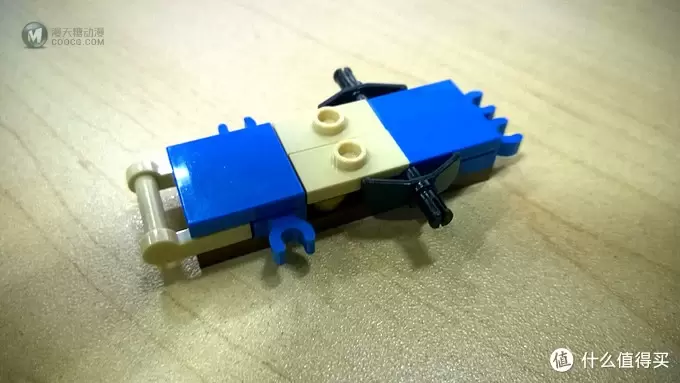 LEGO 乐高 Movie 70800 Getaway Glider 逃亡滑翔机 & Castle Forest Ambush 6024762 建筑玩具