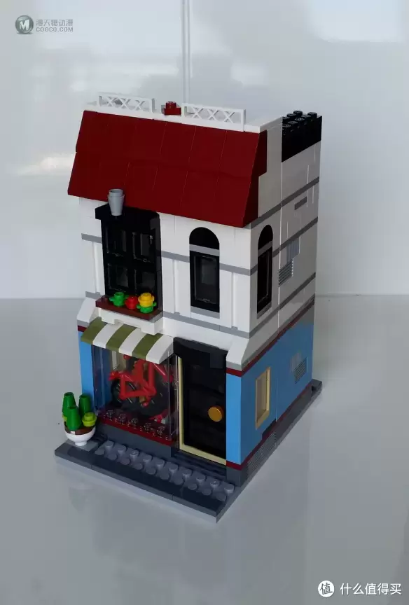 迷你街景：LEGO 乐高 31026 咖啡屋和单车店