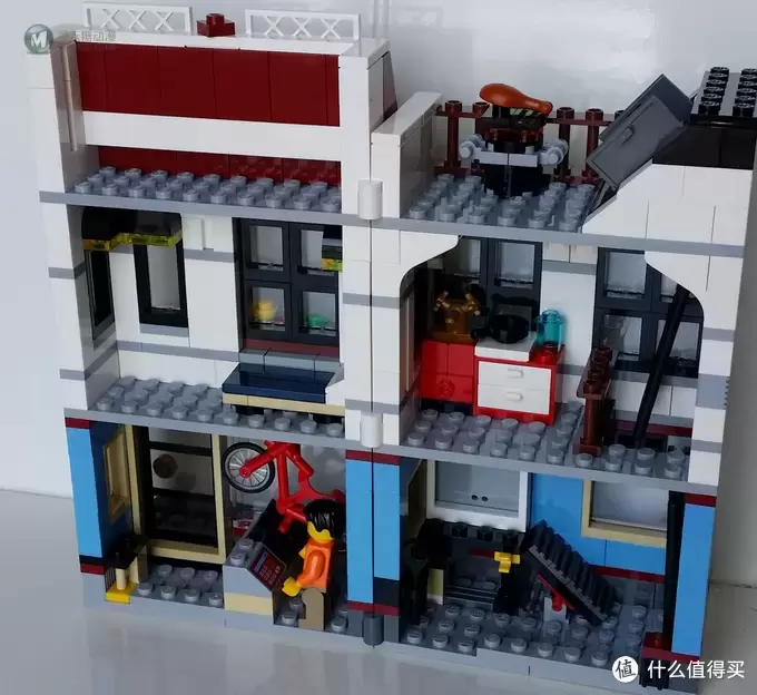 迷你街景：LEGO 乐高 31026 咖啡屋和单车店
