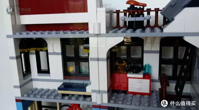 迷你街景：LEGO 乐高 31026 咖啡屋和单车店