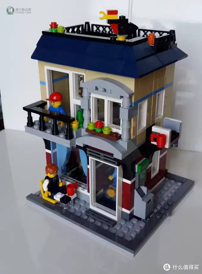 迷你街景：LEGO 乐高 31026 咖啡屋和单车店