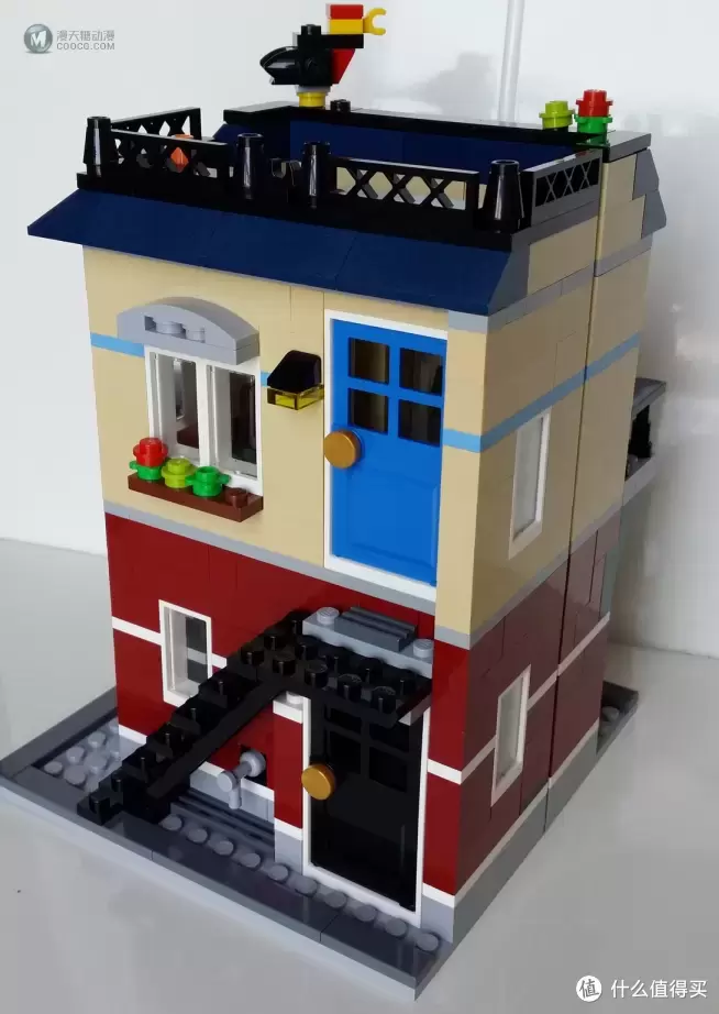 迷你街景：LEGO 乐高 31026 咖啡屋和单车店