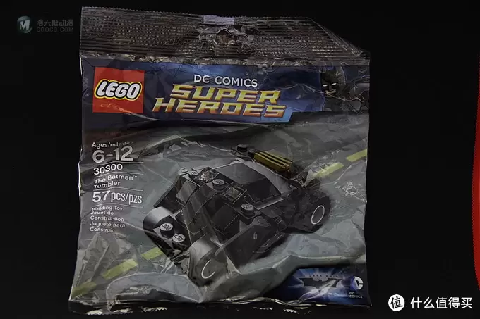 目前最小的乐高蝙蝠车：LEGO 乐高 蝙蝠 侠装甲车 超级英雄 30300