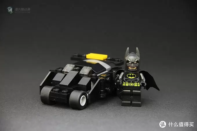 目前最小的乐高蝙蝠车：LEGO 乐高 蝙蝠 侠装甲车 超级英雄 30300