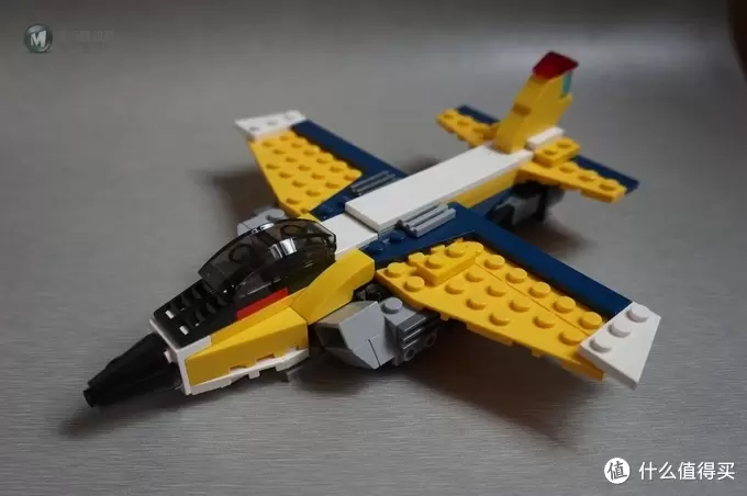 满是童趣和回忆：晒熊孩子的一堆 LEGO 乐高和类乐高