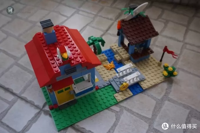 满是童趣和回忆：晒熊孩子的一堆 LEGO 乐高和类乐高