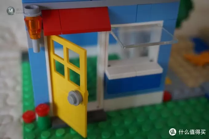 满是童趣和回忆：晒熊孩子的一堆 LEGO 乐高和类乐高