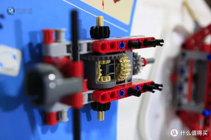 巨无霸来了：LEGO 乐高9398机械组2012年旗舰遥控四驱越野车