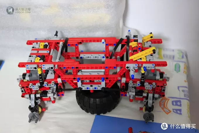 巨无霸来了：LEGO 乐高9398机械组2012年旗舰遥控四驱越野车