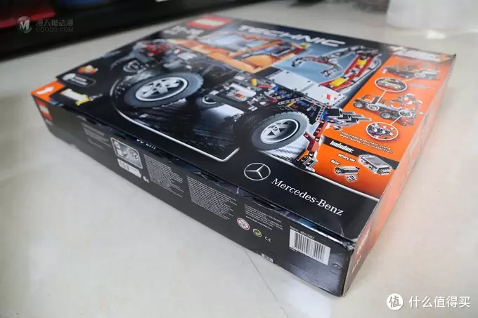 LEGO 乐高 8110 奔驰乌尼莫克 — 科技旗舰中的精品