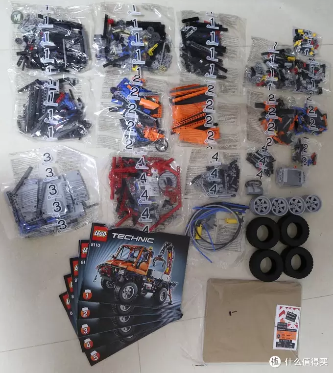 LEGO 乐高 8110 奔驰乌尼莫克 — 科技旗舰中的精品