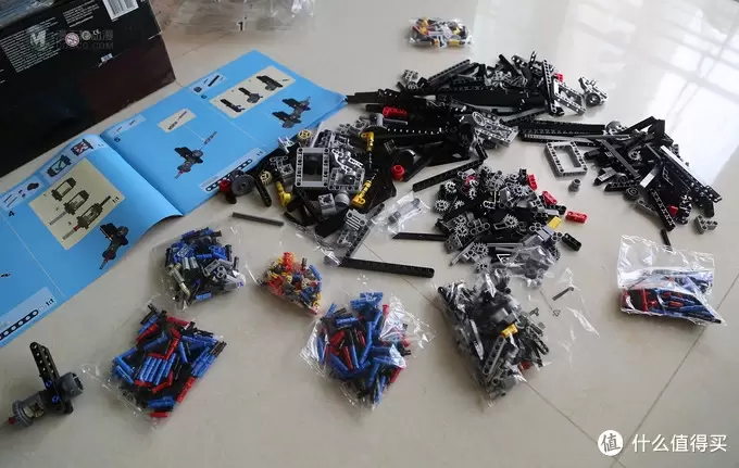 LEGO 乐高 8110 奔驰乌尼莫克 — 科技旗舰中的精品