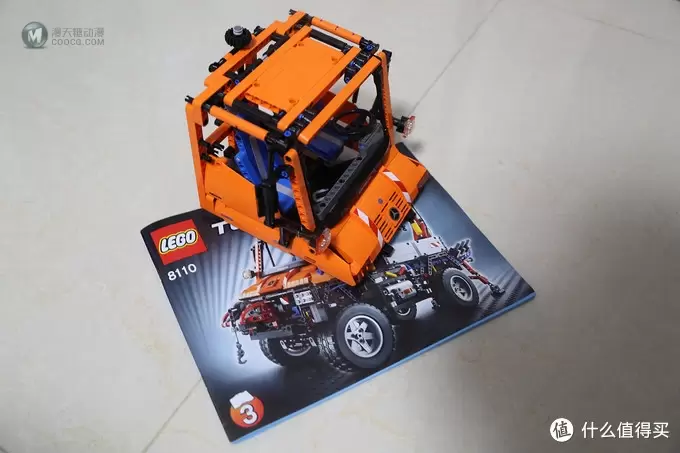 LEGO 乐高 8110 奔驰乌尼莫克 — 科技旗舰中的精品