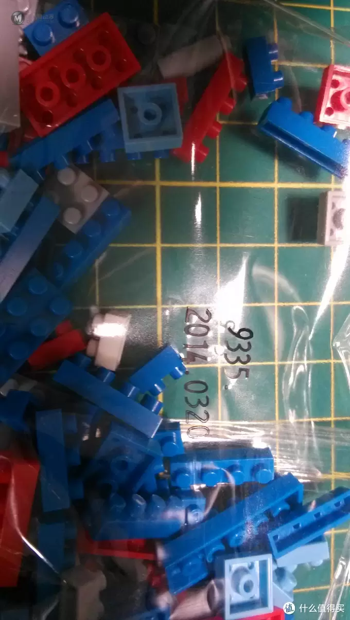 白菜价 loz 俐智 擎天柱 拼装积木，与LEGO 颗粒主观对比