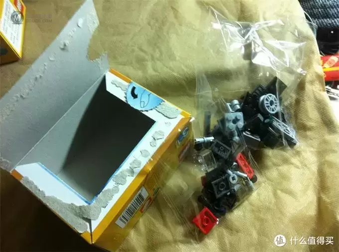 LEGO 乐高 创意百变组 31015 翡翠号列车  — 小积木 大智慧