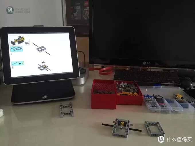 单反毁一生，LEGO穷三代 篇十一：LEGO 乐高 8043 B模式 推土机，附视频