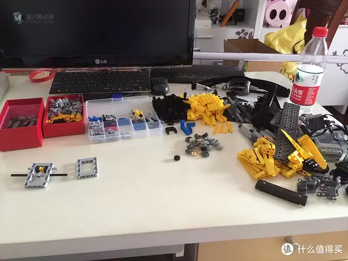 单反毁一生，LEGO穷三代 篇十一：LEGO 乐高 8043 B模式 推土机，附视频