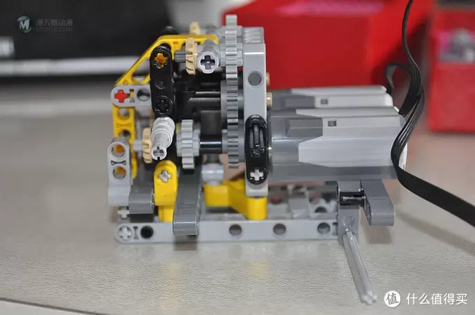 单反毁一生，LEGO穷三代 篇十一：LEGO 乐高 8043 B模式 推土机，附视频
