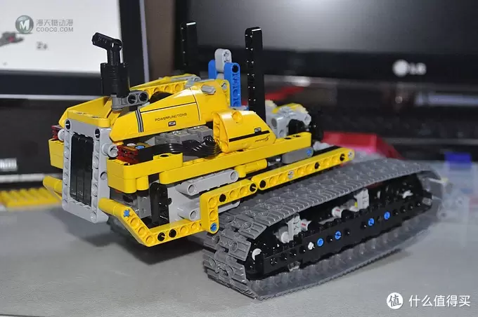 单反毁一生，LEGO穷三代 篇十一：LEGO 乐高 8043 B模式 推土机，附视频