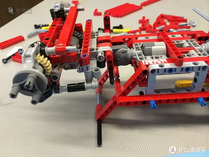 LEGO 乐高科技的怨念 篇一：【限量猛兽】4x4 Crawler Exclusive Edition 41999 四驱越野遥控车 强势来袭！