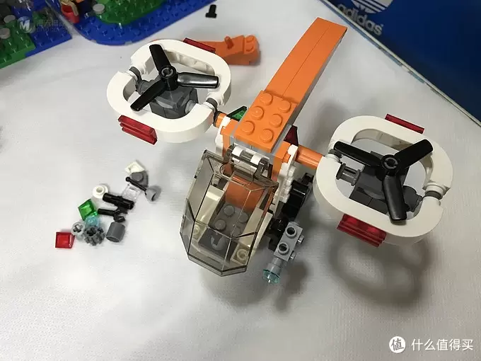 LEGO 乐高 31071 三合一 创意百变系列 双旋翼无人机 开箱