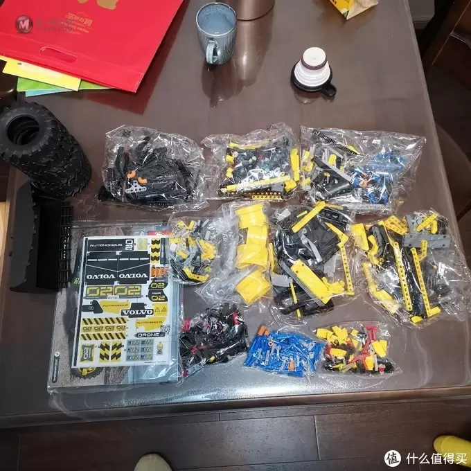 老杨的玩具仓库 篇十二：乐高机械组 42081 沃尔沃概念式装载机