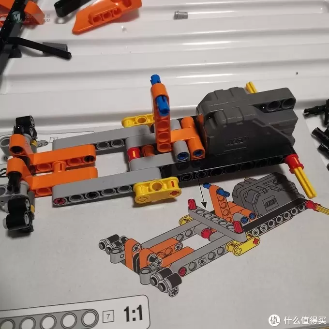 老杨的玩具仓库 篇八：老杨的玩具仓库 篇九：乐高机械组 二合一 42104 回力竞速卡车