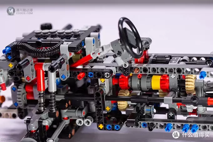 砖头的信仰—首测LEGO 42110 全新一代路虎Defender