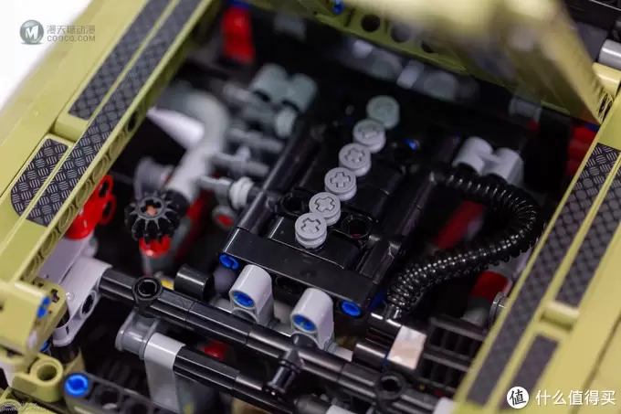 砖头的信仰—首测LEGO 42110 全新一代路虎Defender