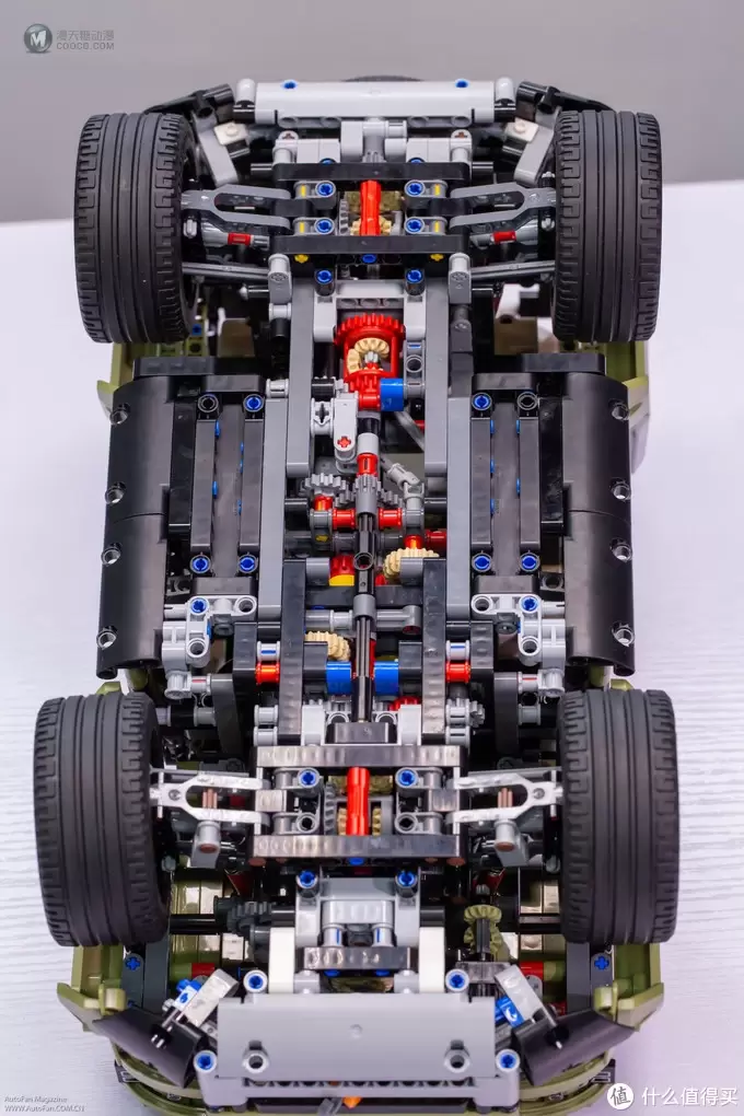 砖头的信仰—首测LEGO 42110 全新一代路虎Defender